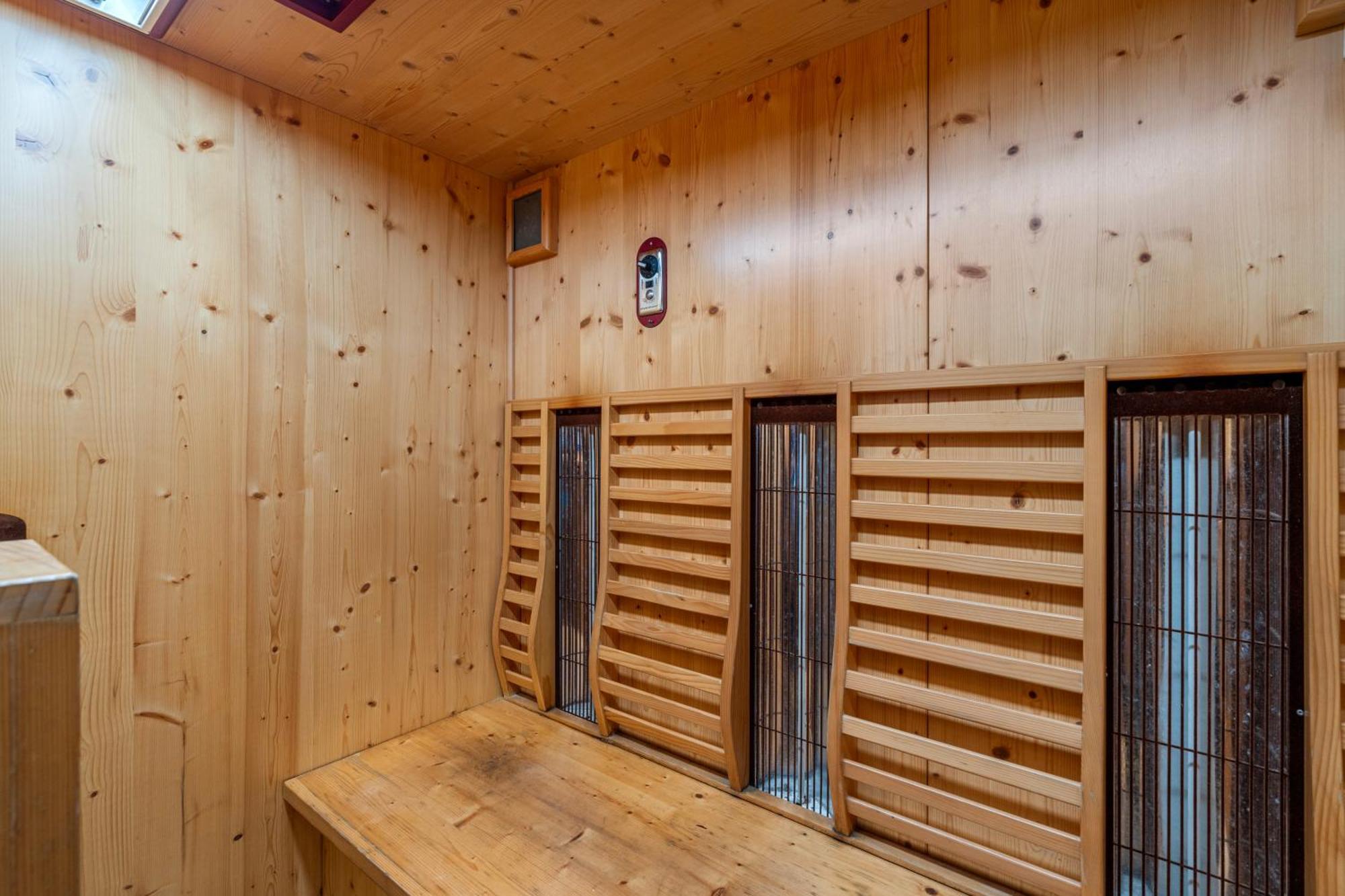 Tasman Holiday Parks - Waihi Beach 外观 照片 A modern dry sauna