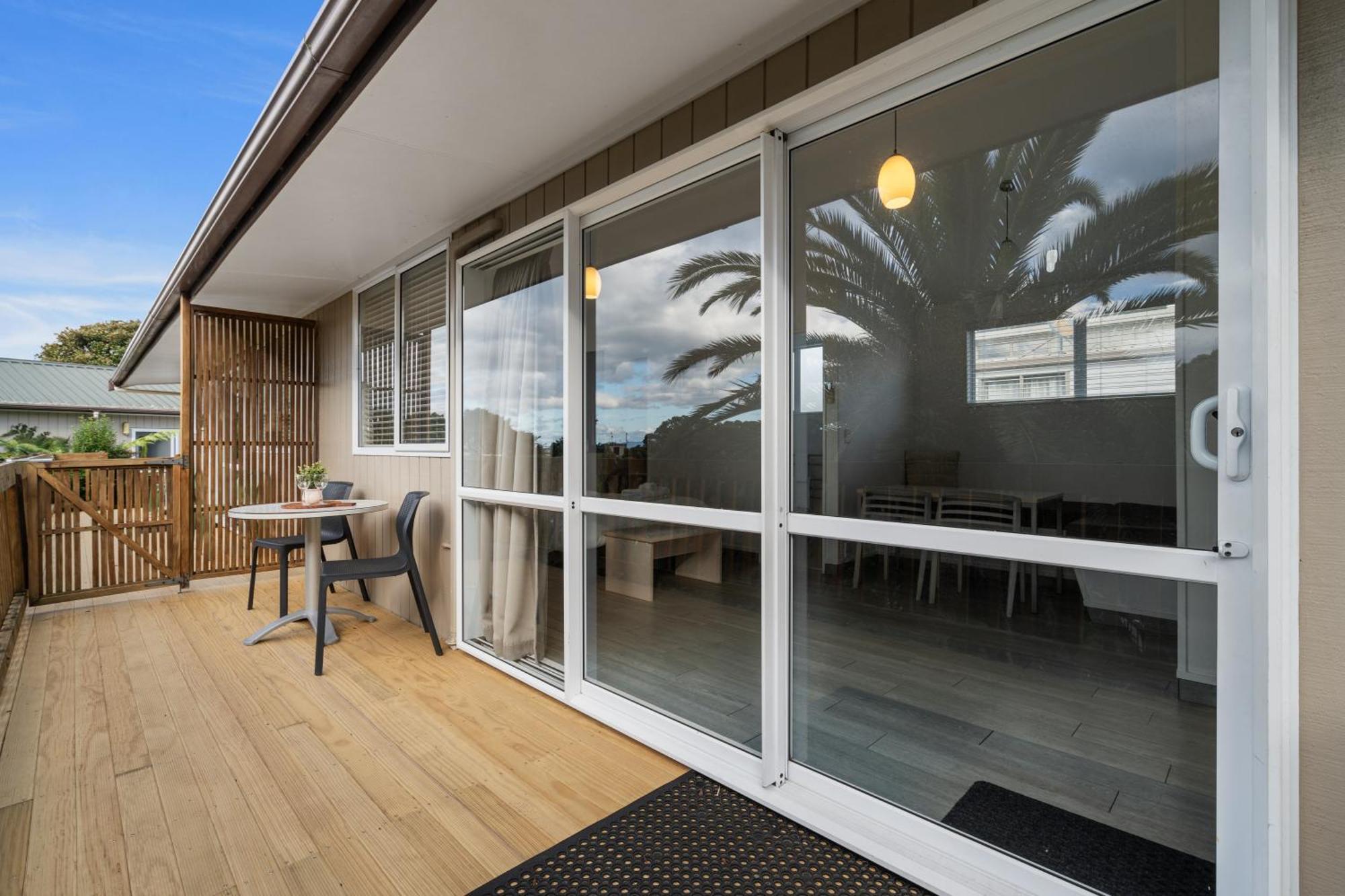 Tasman Holiday Parks - Waihi Beach 外观 照片 A sliding door